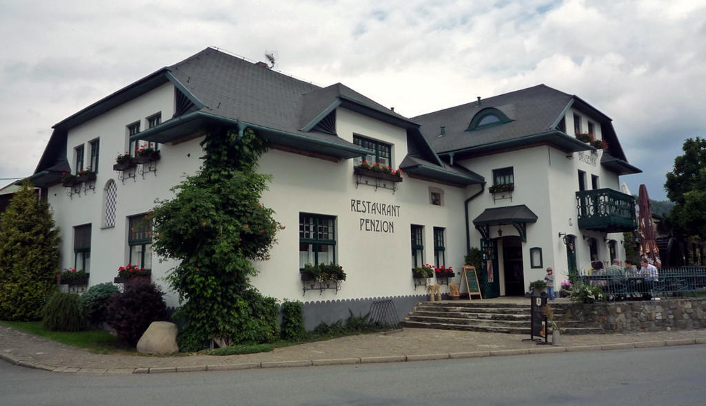 Bystřice pod Hostýnem 布鲁森卡旅馆酒店 外观 照片